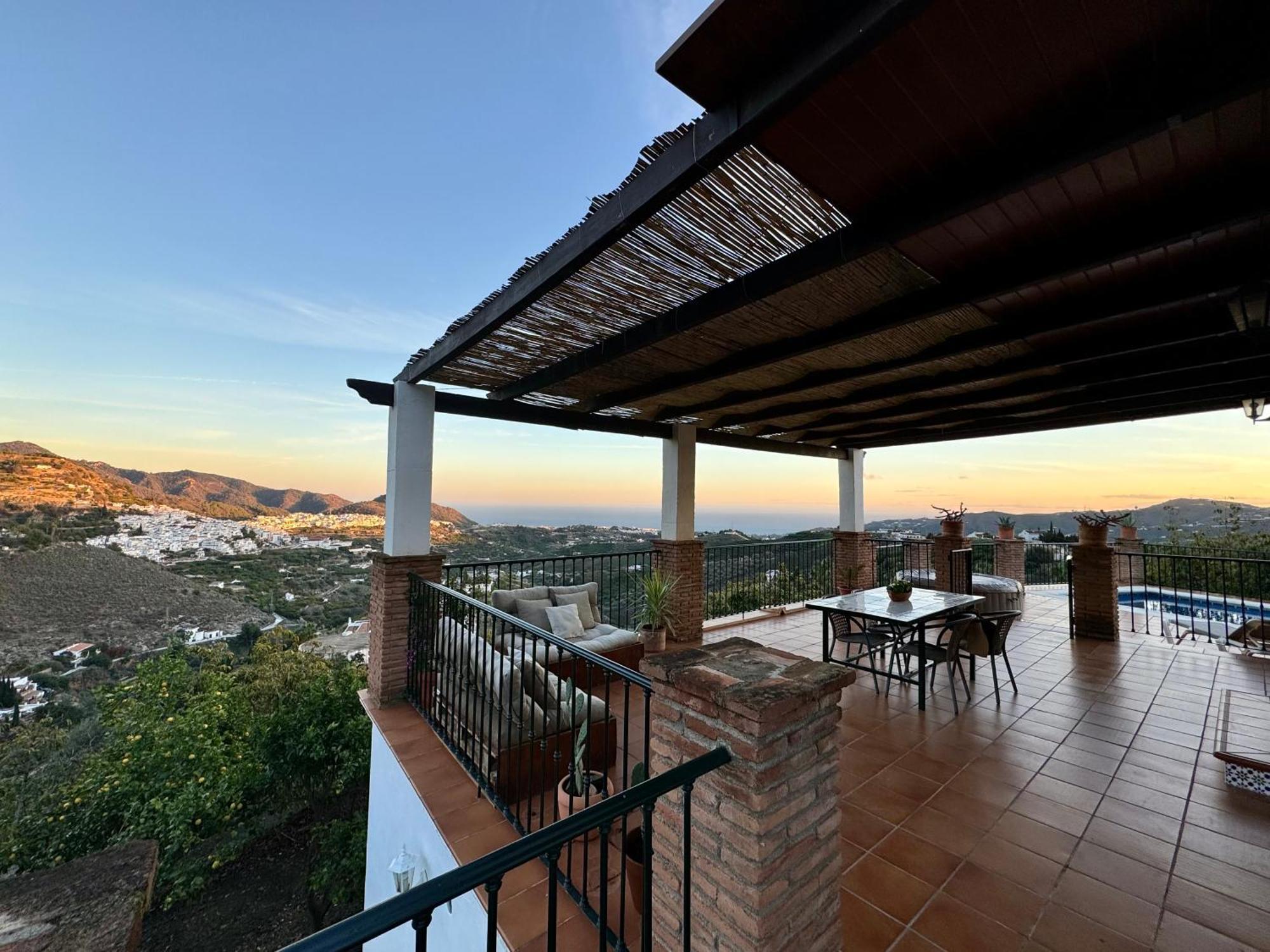 Villa En Frigiliana Con Piscina, Jacuzzi Y Espectaculares Vistas Exteriör bild