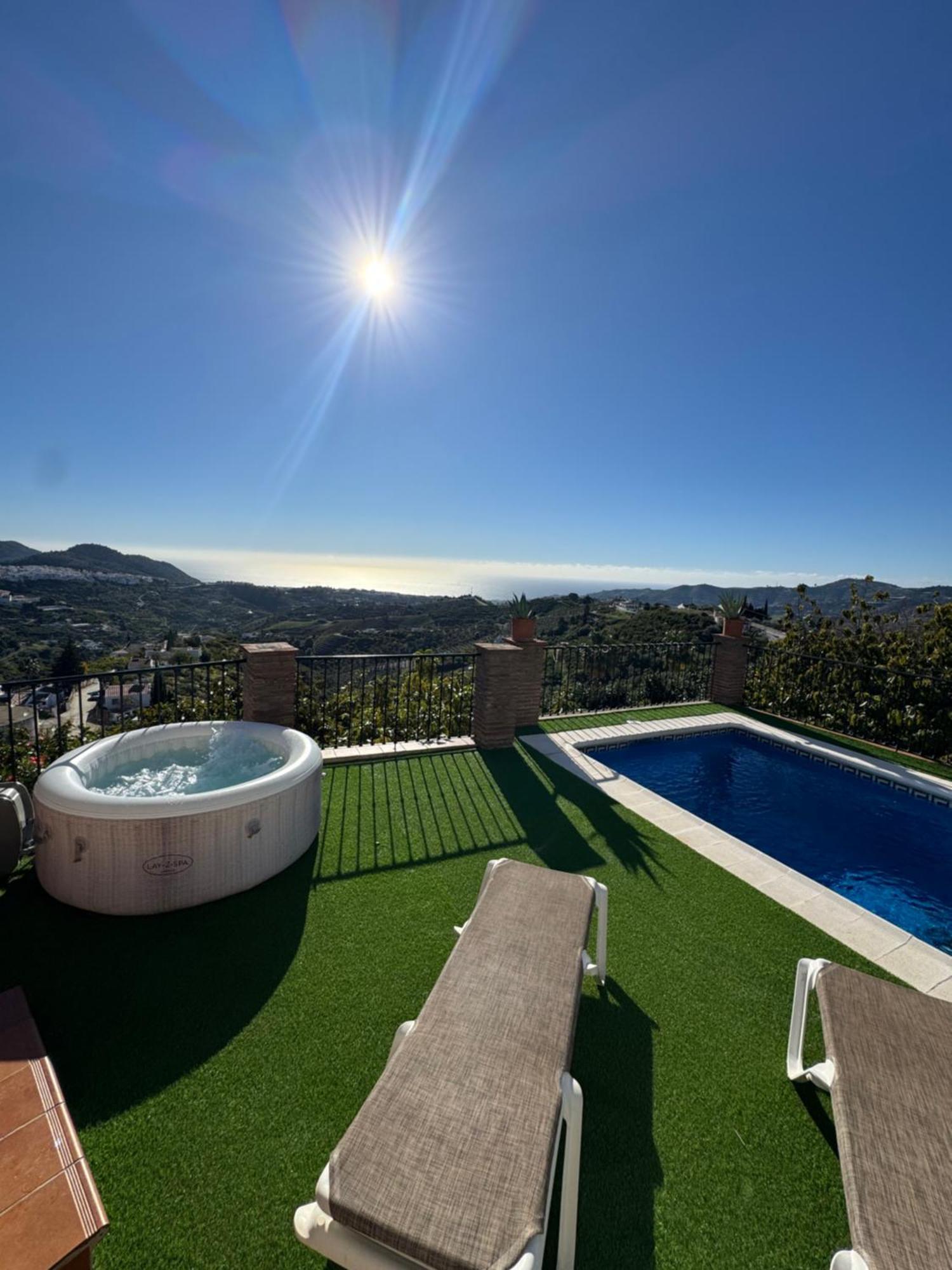 Villa En Frigiliana Con Piscina, Jacuzzi Y Espectaculares Vistas Exteriör bild